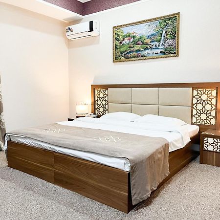 Hotel Reikartz Xon Tashkent Esterno foto