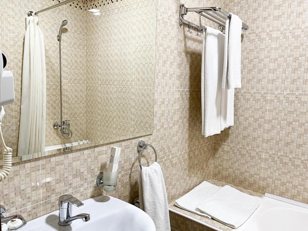 Hotel Reikartz Xon Tashkent Esterno foto